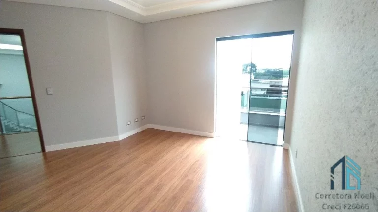 Imagem Casa a venda, em um dos melhores Bairros de São José dos Pinhais, 04 quartos sendo uma suíte e 02 Demi Suítes, 12 vagas no Aristocrata .