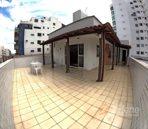 Imagem Excelente cobertura duplex com vista lateral para o mar.