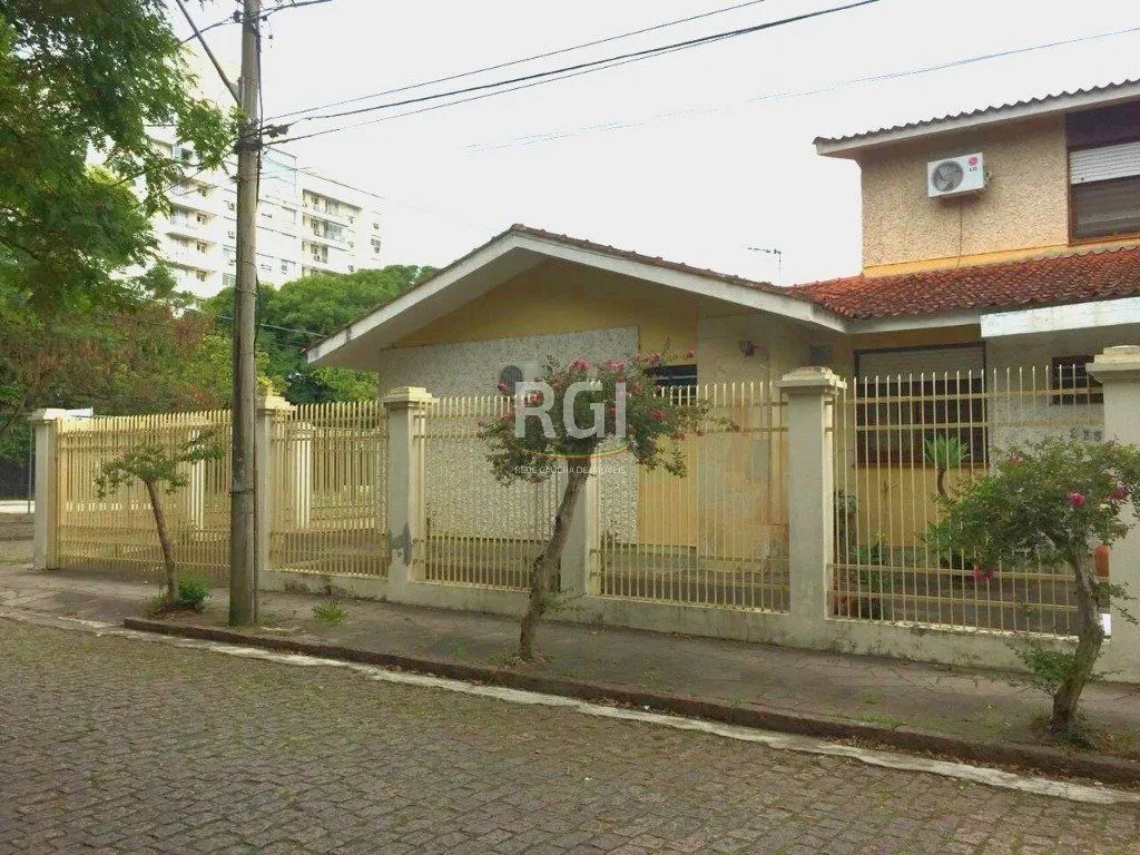 Imagem Casa para Venda - 340m², 4 dormitórios, sendo 2 suites, 3 vagas - Jardim Lindóia