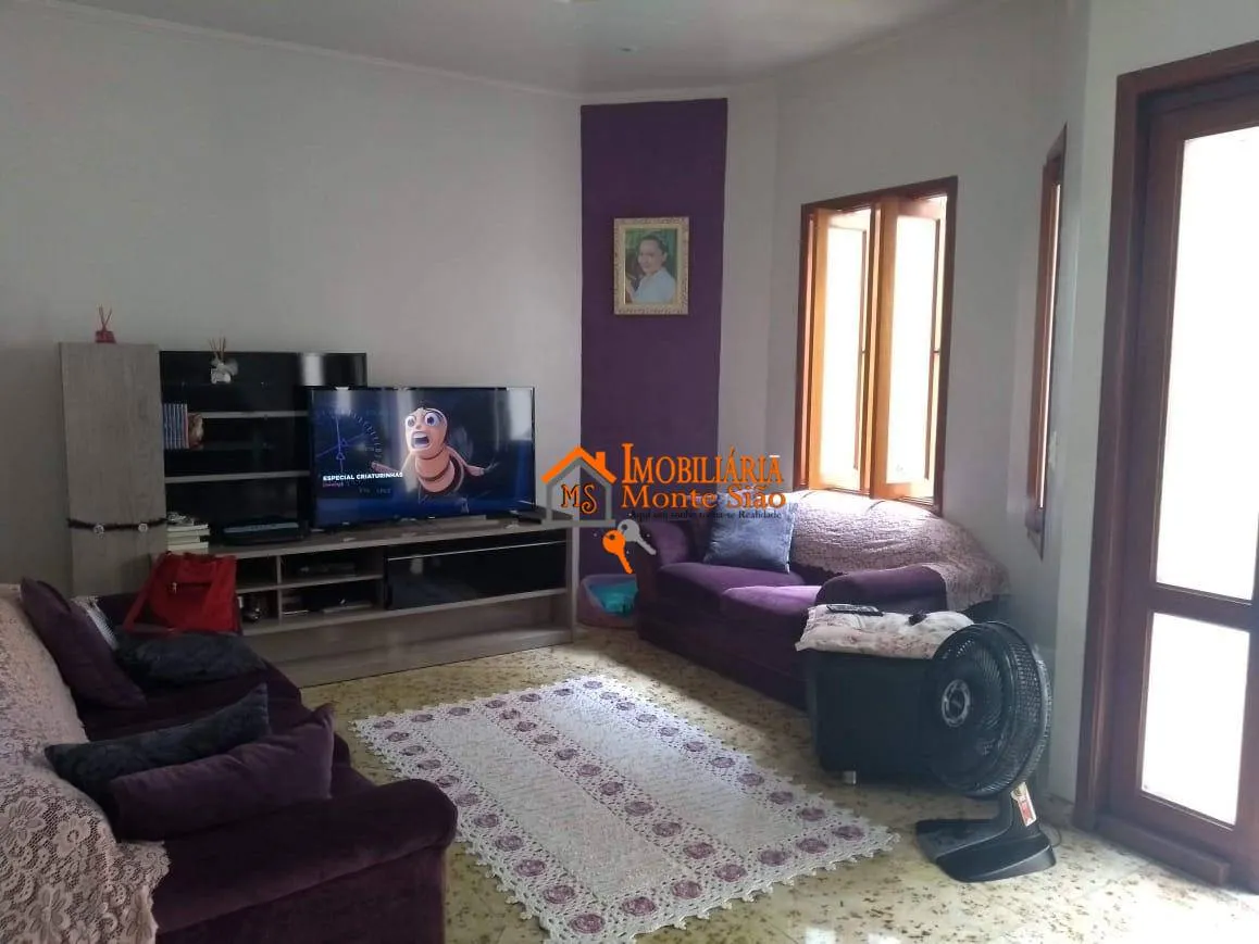 Imagem Sobrado com 3 dormitórios à venda, 305 m² por R$ 1.700.000,00 - Jardim Santa Clara - Guarulhos/SP