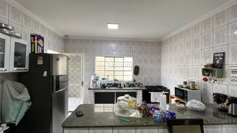 Imagem Casa à venda no Jardim Maracanã, Uberaba - 3 dormitórios, suíte, 2 garagens