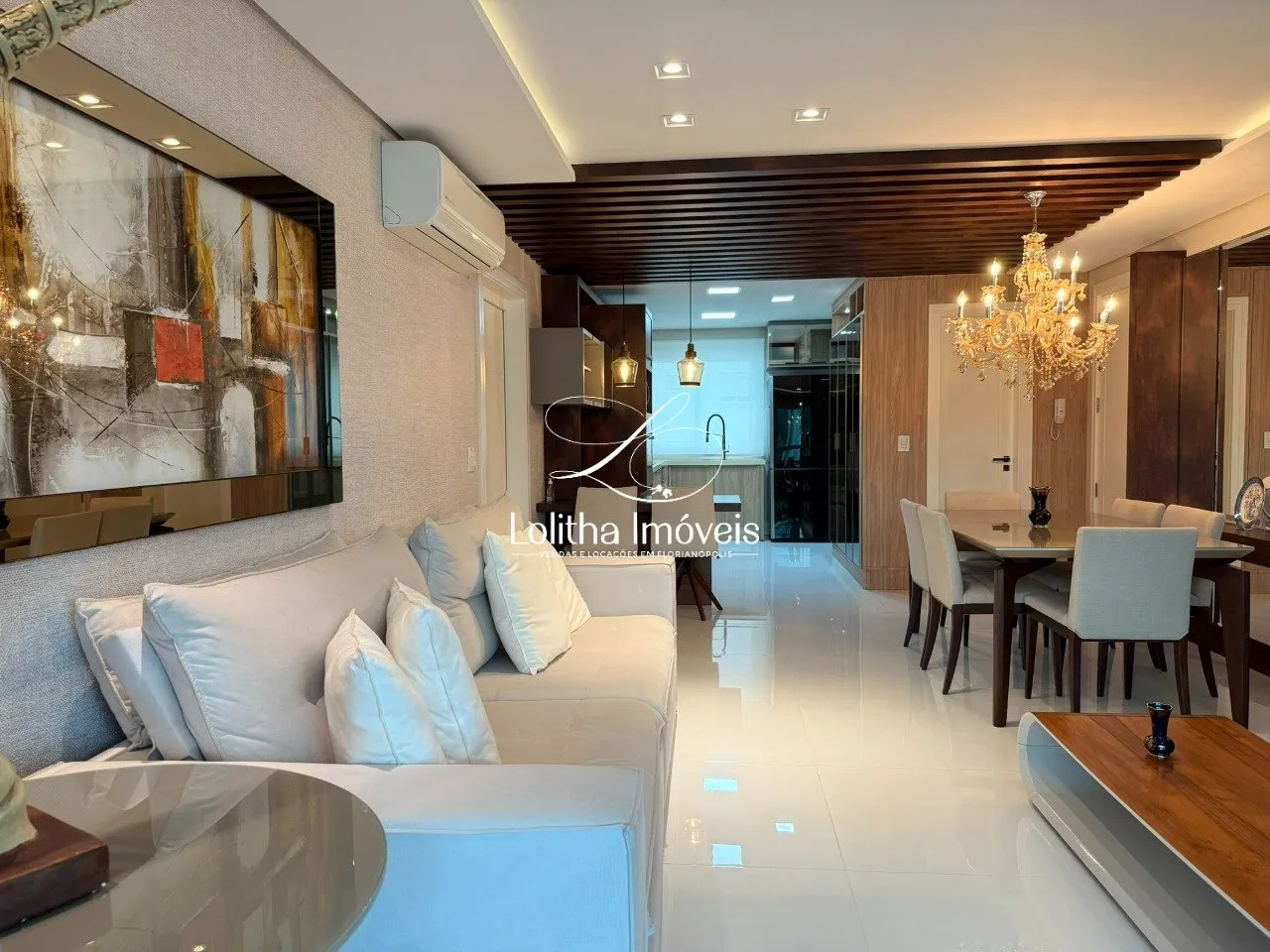Imagem APARTAMENTO COM 3 SUÍTES À VENDA PRÓXIMO À BEIRA-MAR NORTE EM FLORIANÓPOLIS/SC