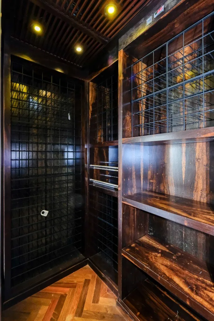 Imagem Imperdível apartamento à venda em São Paulo-SP, no Jardim Guedala: 2 quartos, 2 suítes, 4 banheiros, 4 vagas na CONDOMÍNIO PLACE DES VOSGES!