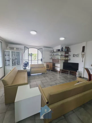Imagem CASA NO CONJUNTO ARUANÃ - COMPENSA