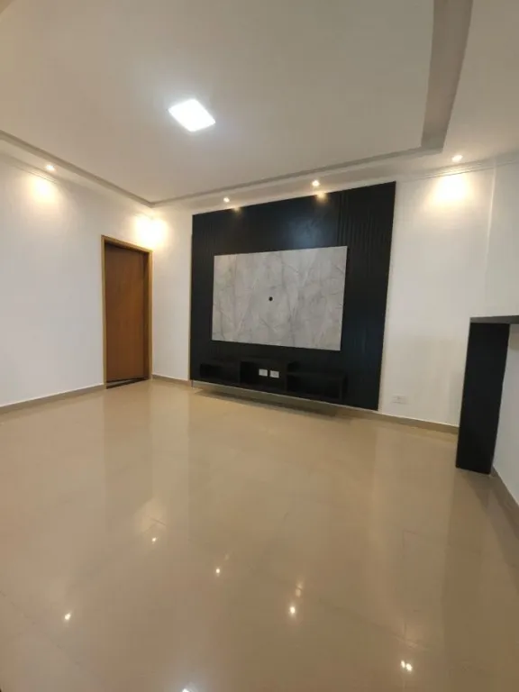 Imagem CASA COM 90,00 m² - MIRIM - PRAIA GRANDE SP