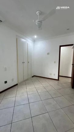 Imagem Apartamento com 3 dormitórios à venda, 127 m² por R$ 900.000 - Praia da Costa - Vila Velha/ES