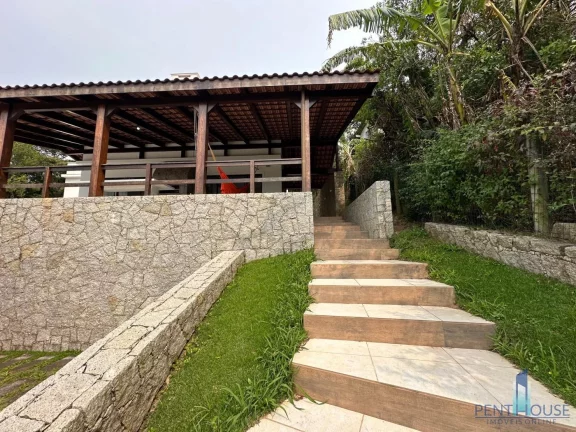 Imagem Casa para Venda em Garopaba, CAPÃO, 2 dormitórios, 2 suítes, 3 banheiros, 2 vagas