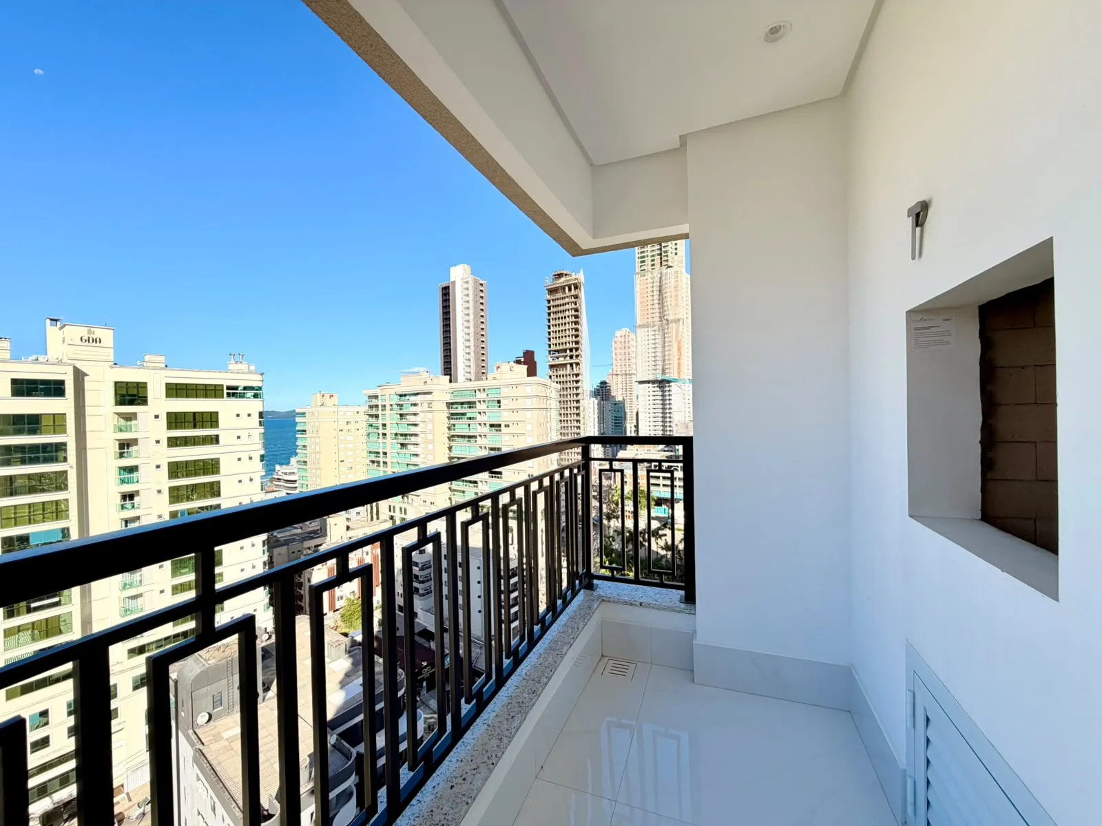 Imagem Apartamento à venda com 160m2 por R$ 3.100.000,00