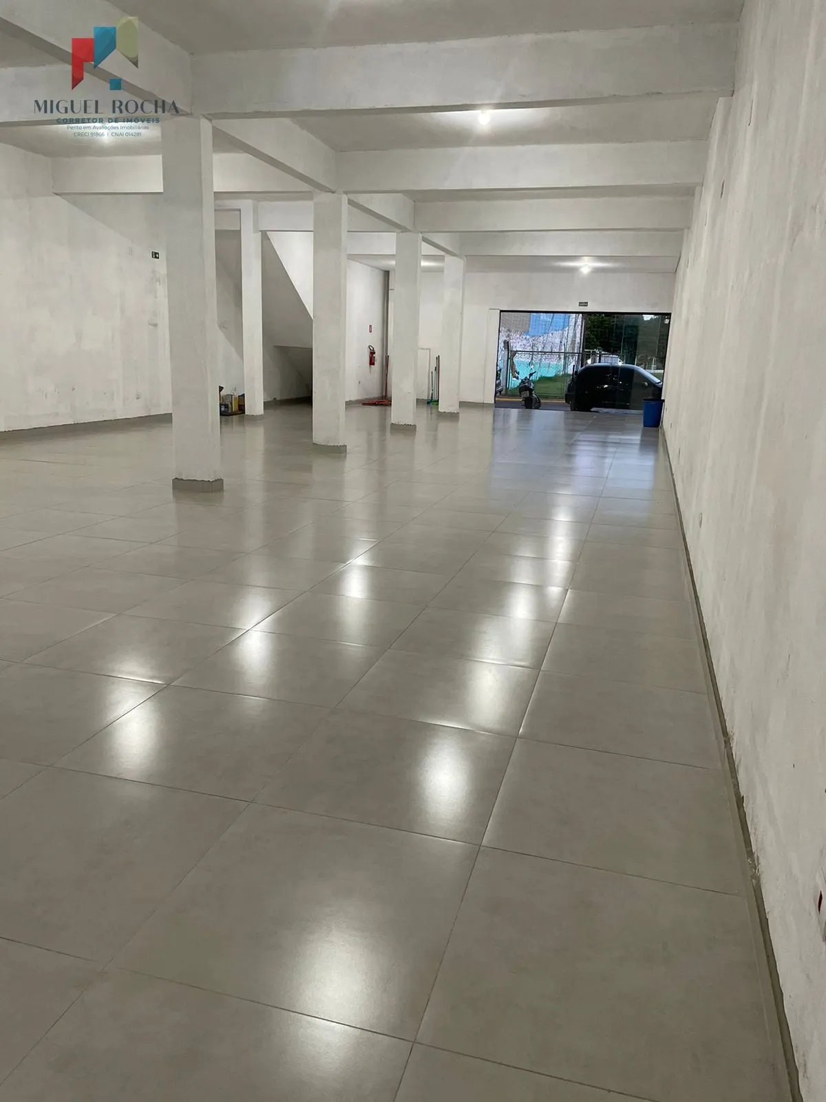 Imagem Loja Ponto Comercial em Jardim Santo Antônio, Quadra/SP