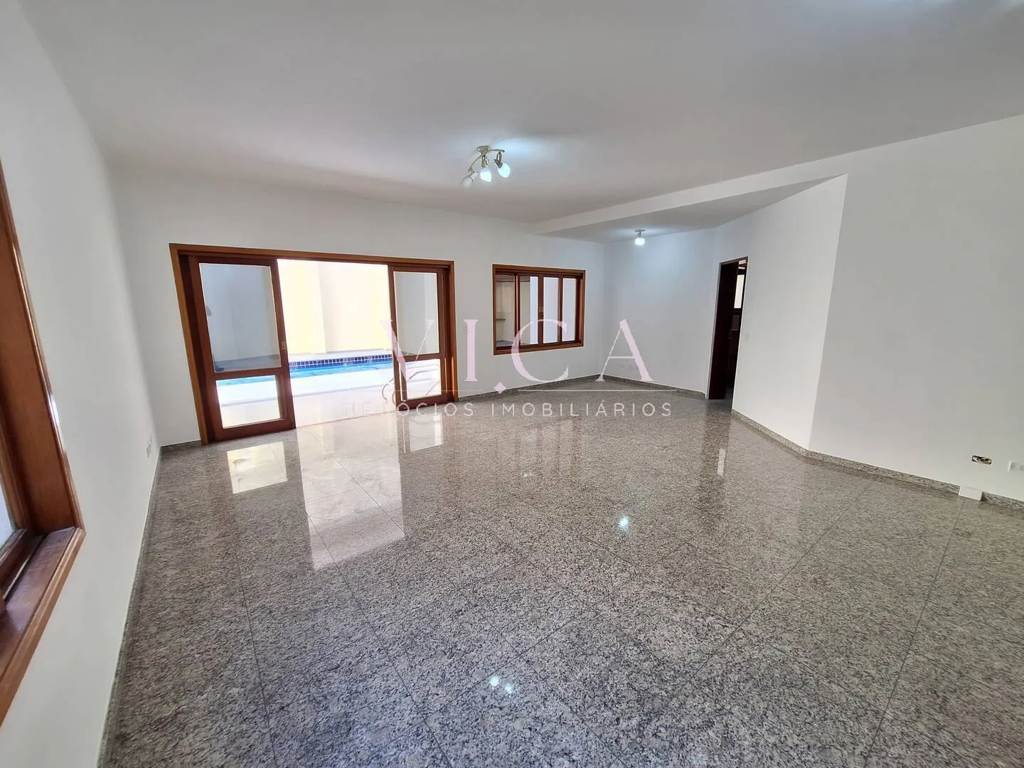 Imagem Alphaville 4|Casa 365m² 4 dorms, 2 suítes, piscina e area gourmet|R$ 14.350