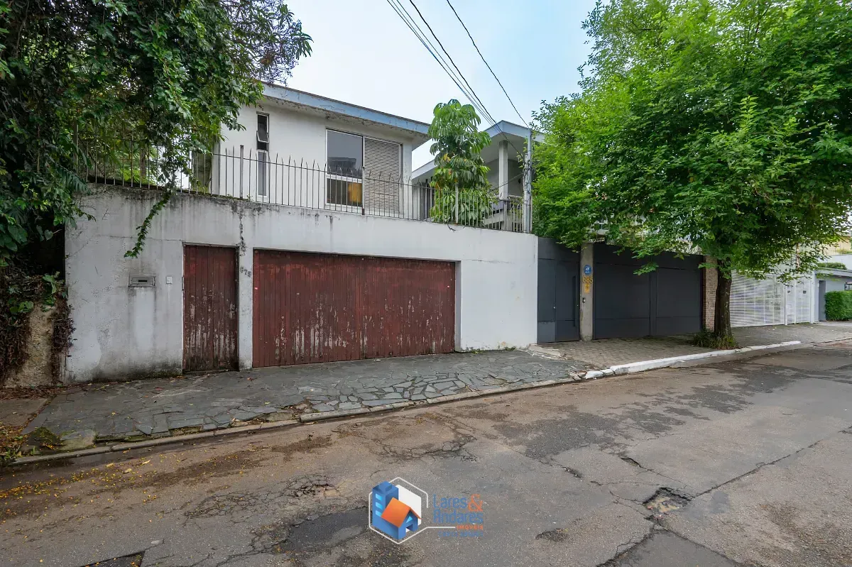 Foto do imóvel Casa para venda em Moema com 3 quartos, sendo 3 suítes, 330m² em Rua Doutor José Cândido de Souza