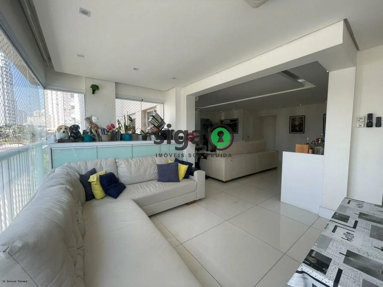 Imagem Luxo e Conforto no Tatuapé: 163m² Mobiliado, 4 Dorms (2 Suítes) e Lazer de Clube