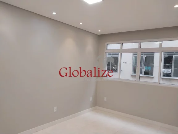 Imagem Apartamento à venda no Embaré, Santos-SP: 2 quartos, 1 sala, 1 banheiro, 1 vaga de garagem. Moderno e reformado! R$ 420.000