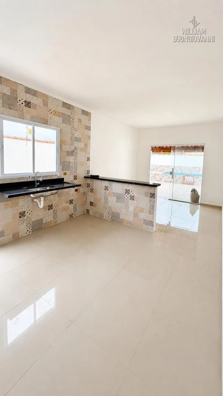Imagem Linda casa com piscina em Itanhaém