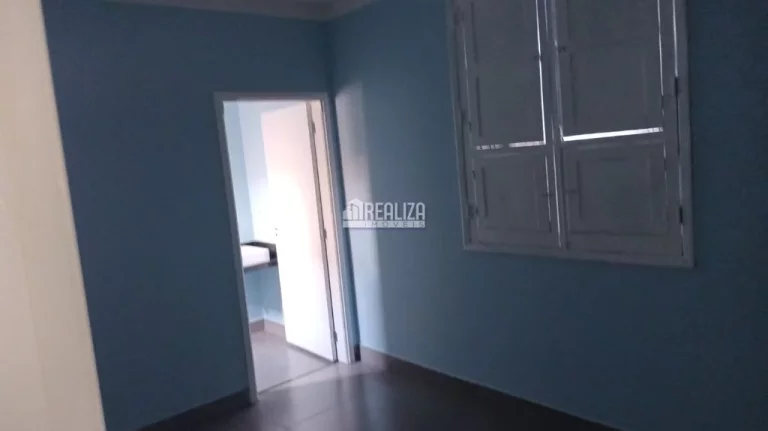 Imagem Casa para alugar no Conjunto Sete Colinas, em Uberaba | 3 dormitórios, 2 banheiros