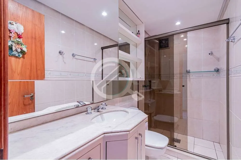 Imagem Excelente apartamento de 107m², 3 dormitórios no Jardim Botânico! Sou um apartamento de 113m² pr...