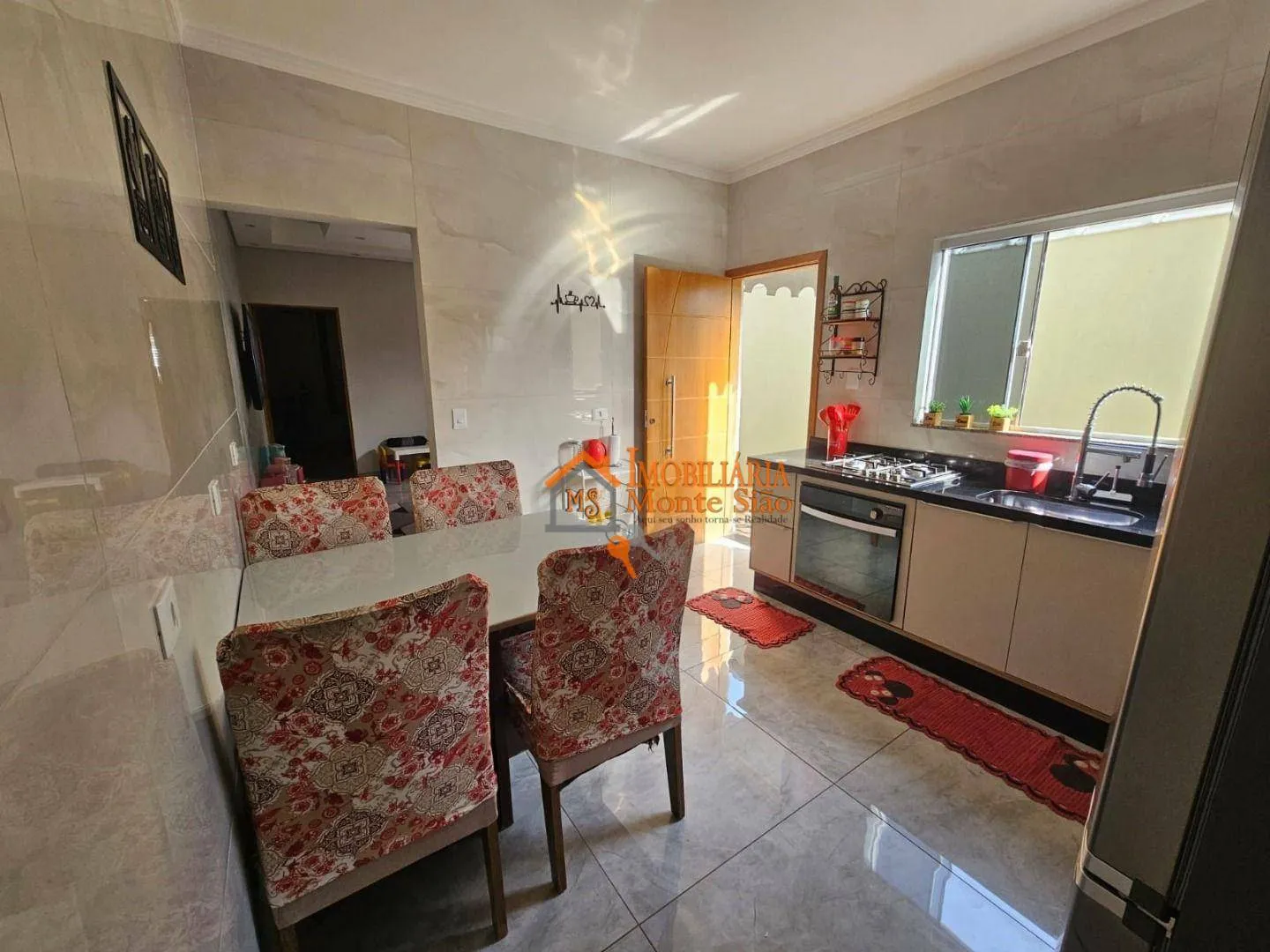 Imagem Casa com 2 dormitórios à venda, 61 m² por R$ 416.000,00 - O Pequeno Coração - Itaquaquecetuba/SP