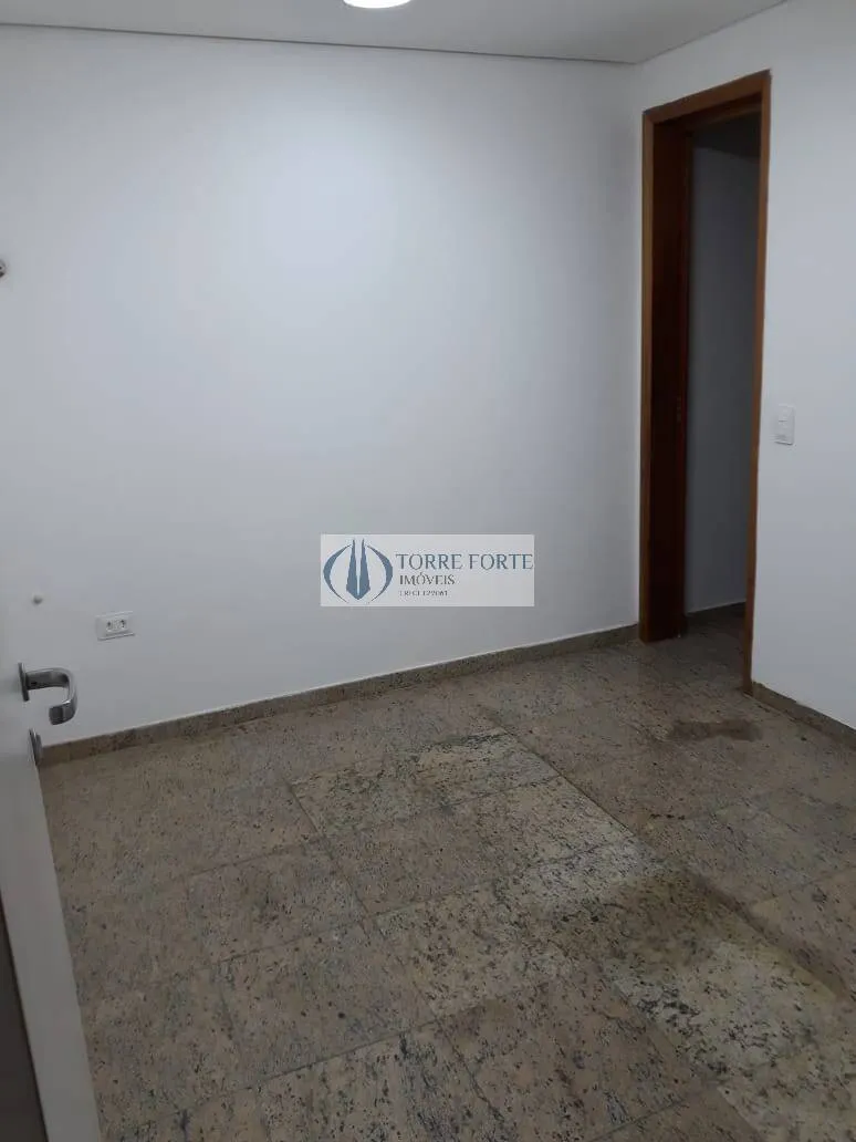 Imagem Sala comercial com 45 m² ótima localização a 650 m da estação Metrô Moema