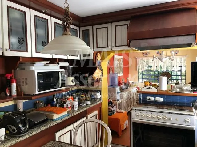 Imagem CASA PARA VENDA EM CANELA COM AMPLO TERRENO DE 1889 M²