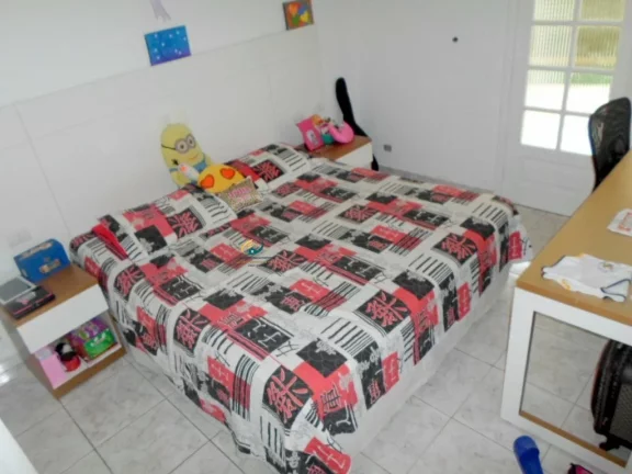 Imagem 3 dormitórios, suíte com hidromassagem, 2 salas, cozinha, bar seco e molhado, churrasqueira