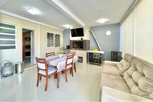 Imagem Casa para venda no bairro Harmonia em Canoas