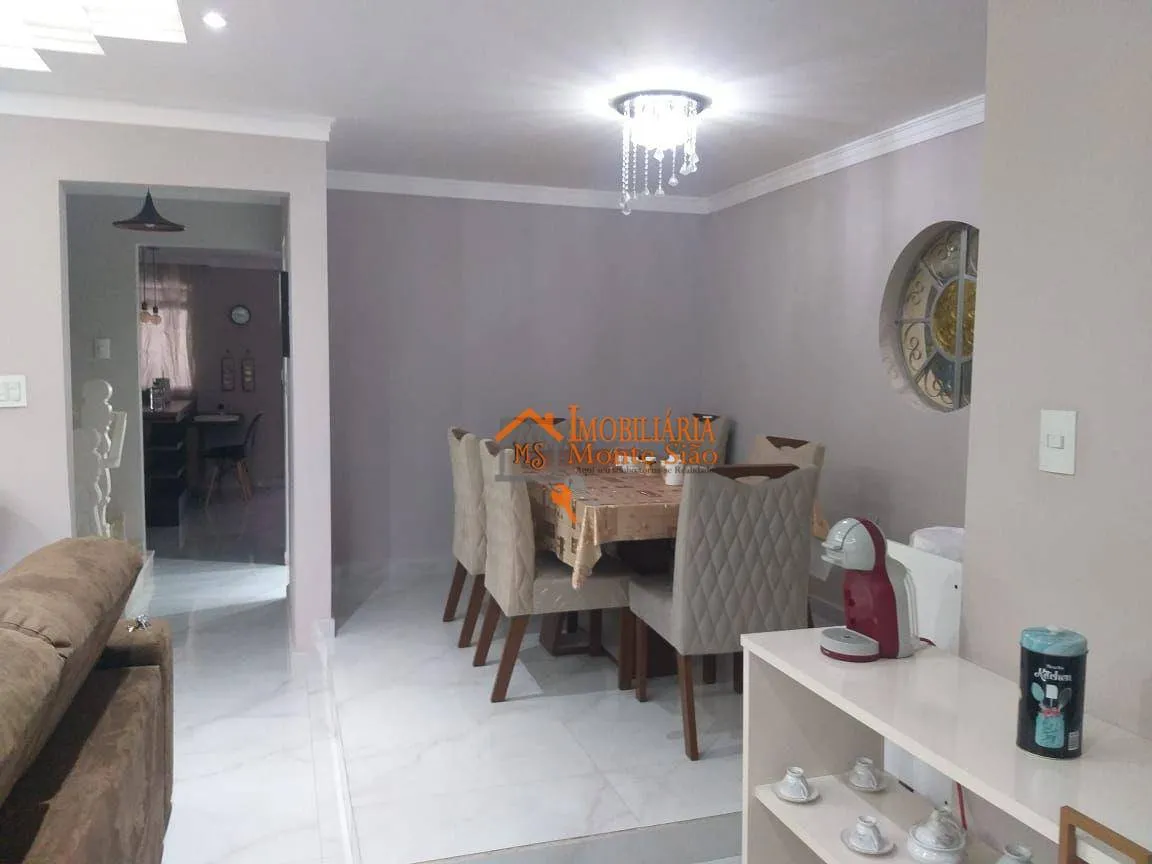 Imagem Sobrado com 3 dormitórios à venda, 315 m² por R$ 1.200.000,00 - Vila Galvão - Guarulhos/SP