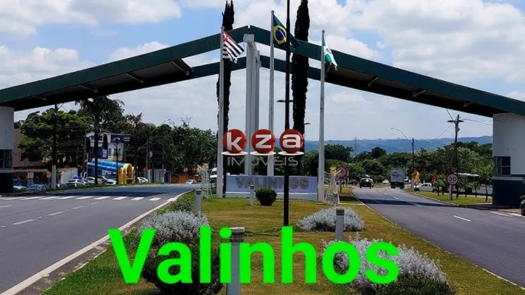 Imagem Casa de luxo em condomínio: 4 quartos, 3 suítes, 2 salas, 6 banheiros, 4 vagas de garagem em Valinhos-SP, no Condomínio Village Visconde de Itamaracá!