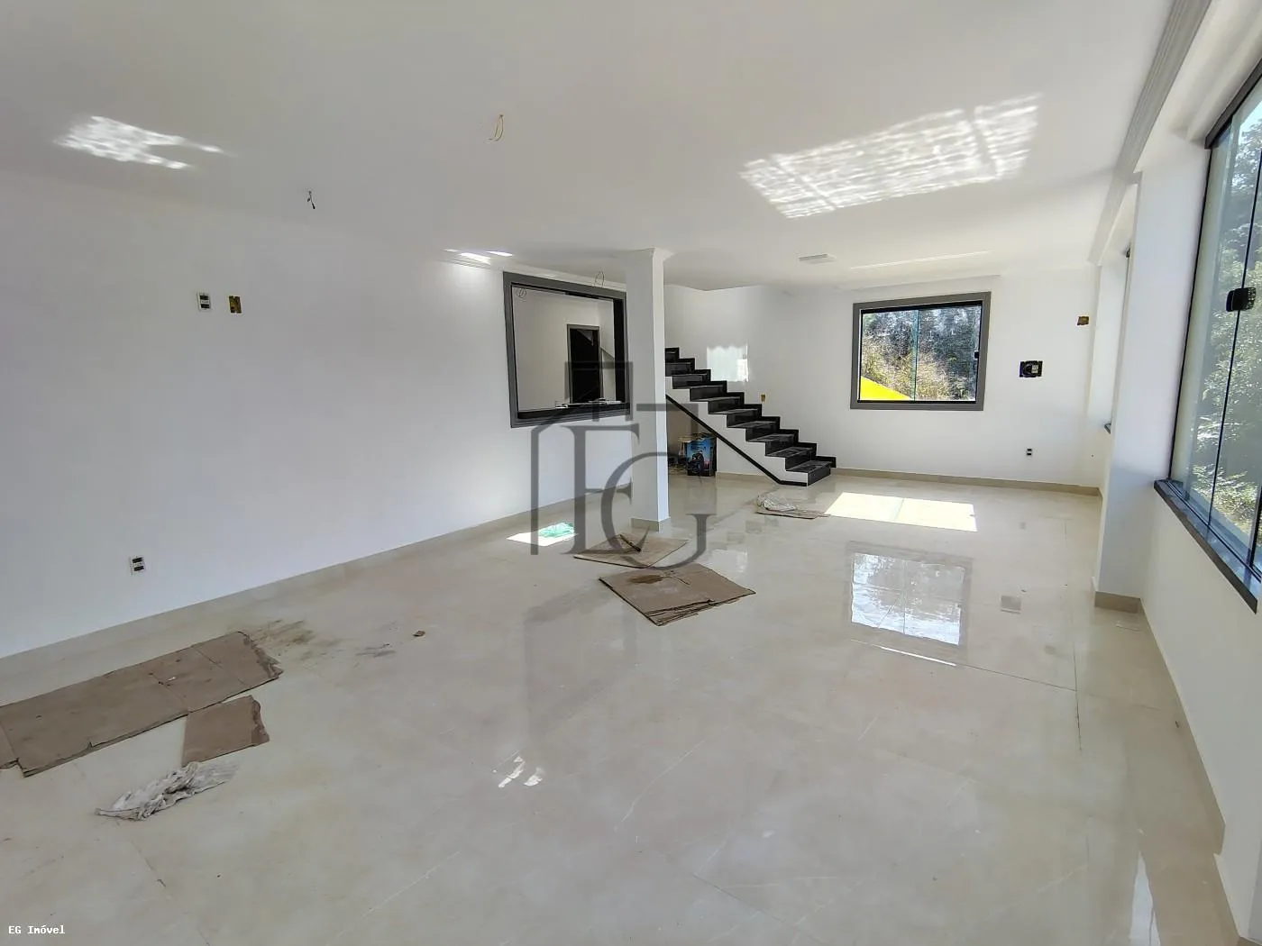 Imagem Casa para Venda em Saquarema, Porto Novo, 3 dormitórios, 1 suíte, 2 banheiros, 3 vagas