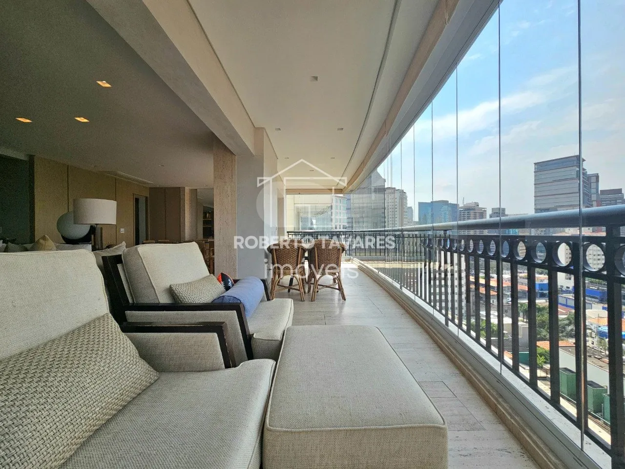 Foto do imóvel Cobertura de 4 quartos, 420m² no bairro Vila Nova Conceição, em São Paulo em Vila Nova Conceição, São Paulo - SP