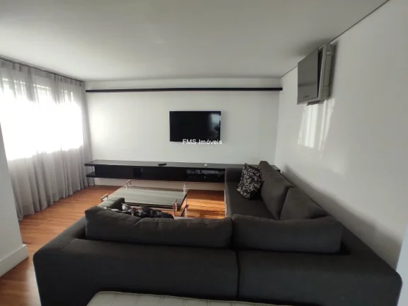 Imagem Apartamento para locação em Moema, 1 suíte, 1 banheiro, 2 vagas de garagem.