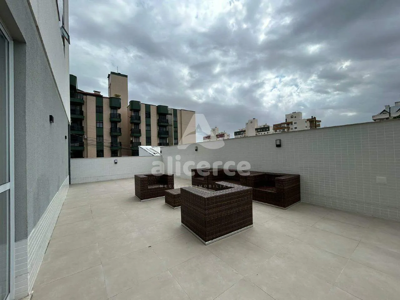 Imagem Apartamento à venda l 3 dormitórios, 1 suíte l Capoeiras - Florianópolis/SC