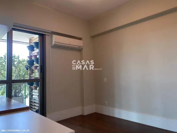 Imagem Apartamento de luxo à beira-mar no Leblon, RJ: 2 quartos, 1 suíte, 2 banheiros, 2 vagas de garagem e 84m² de pura sofisticação!