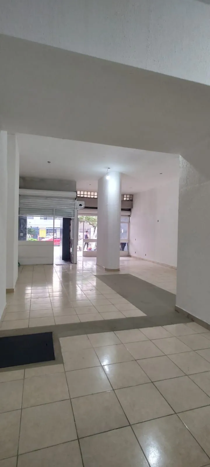 Imagem Loja com 143m² no bairro Centro Histórico em Porto Alegre