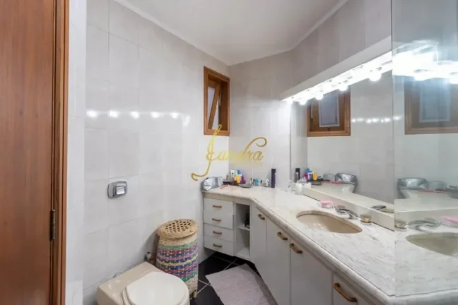 Imagem Belíssimo apartamento com 3 suites 2 vagas de garagem