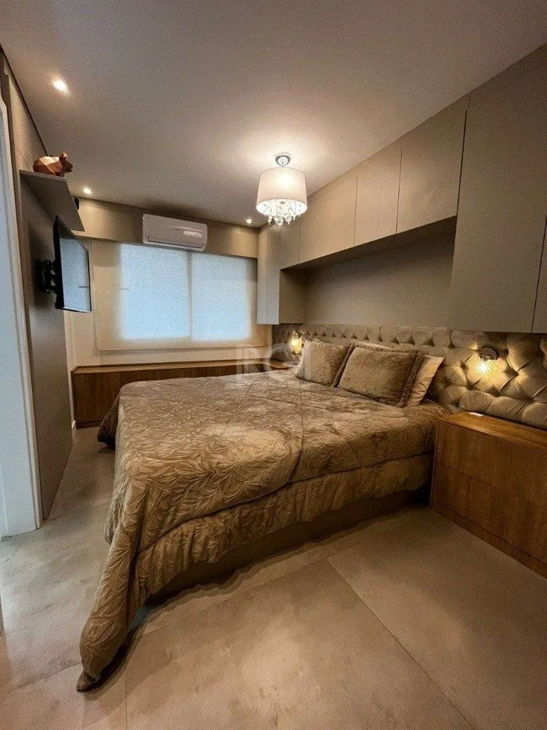Imagem EXCELENTE APARTAMENTO COM 2 DORMITÓRIOS, 2 SUÍTES, 1 BANHEIRO E 2 VAGAS DE GARAGEM.