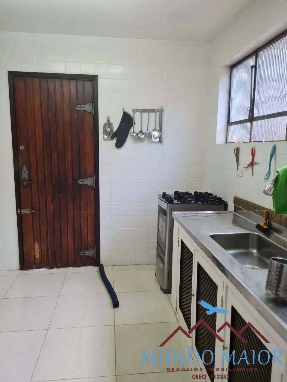 Imagem Casa com 4 Quartos e 4 banheiros à Venda, 1000 m² por R$ 2.500.000
