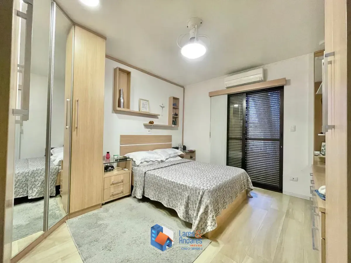 Imagem Sobrado para venda em Chácara Mafalda com 3 quartos, sendo 1 suíte, 141m²