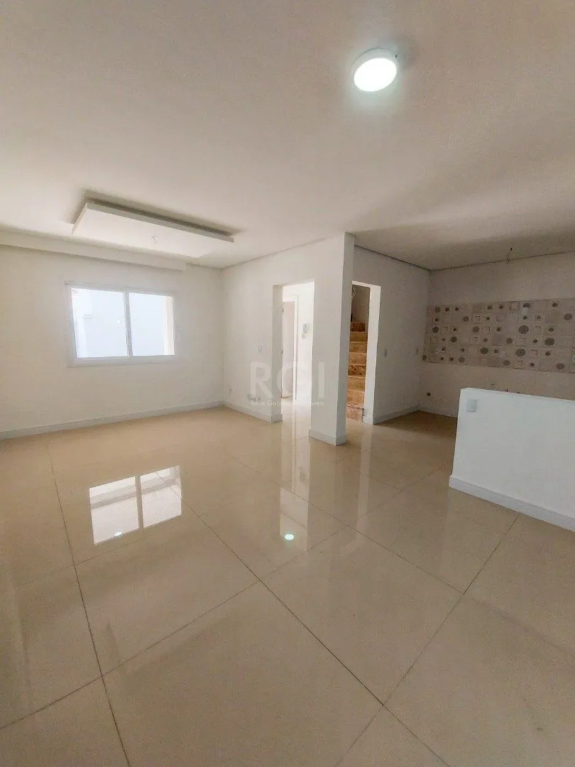 Imagem Casa Condominio para Venda - 128.96m², 4 dormitórios, sendo 2 suites, 2 vagas - Tristeza