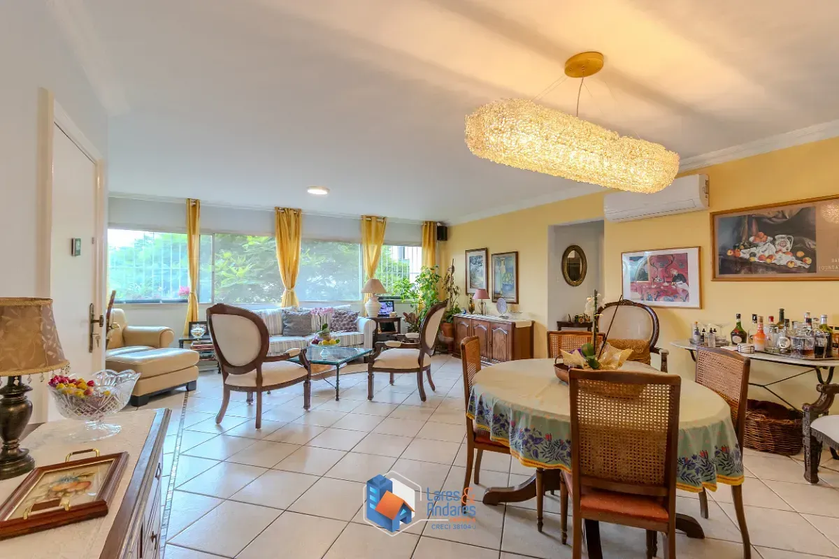 Imagem Apartamento para venda em Santo Amaro com 4 quartos, sendo 1 suíte, 155m²