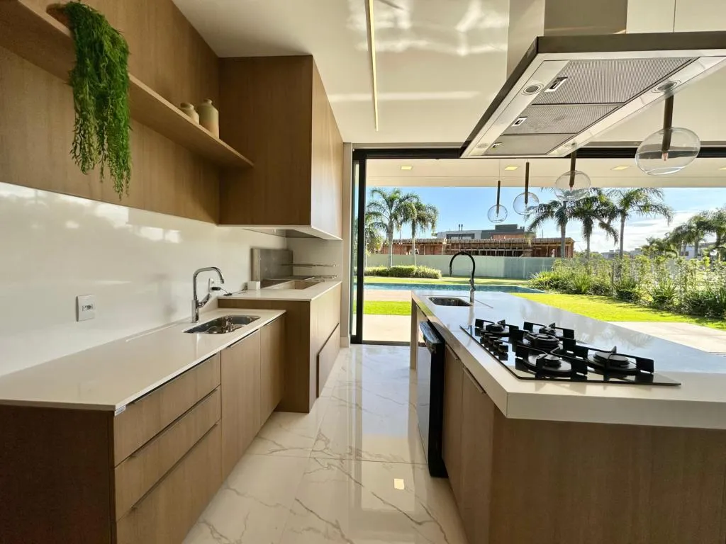 Imagem Casa em Condominio 5 Dormitórios - Bairro Santa Luzia