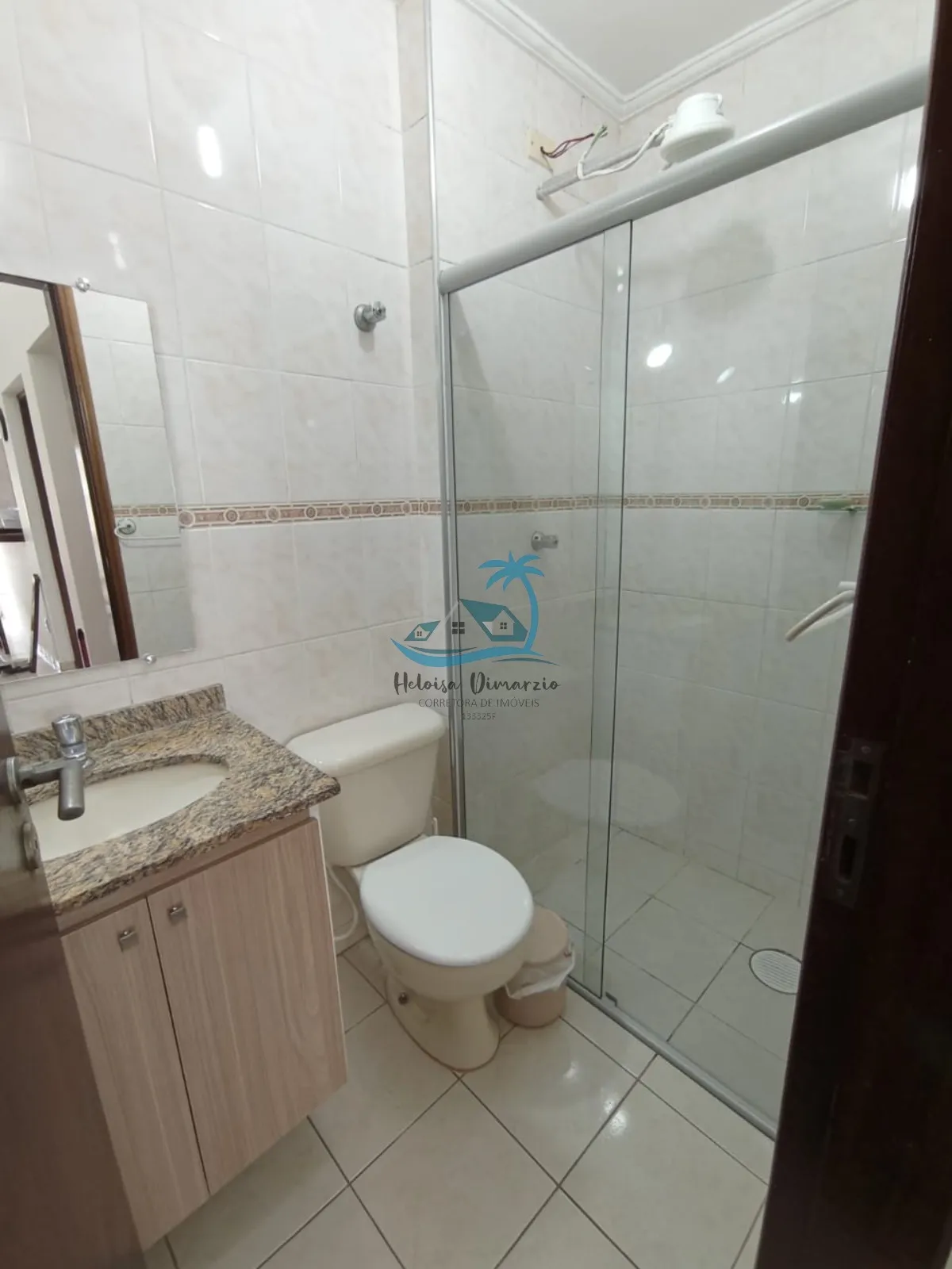 Imagem Apartamento duplex com 3 dormitórios a 200 metros do mar na Praia Grande em Ubatuba.