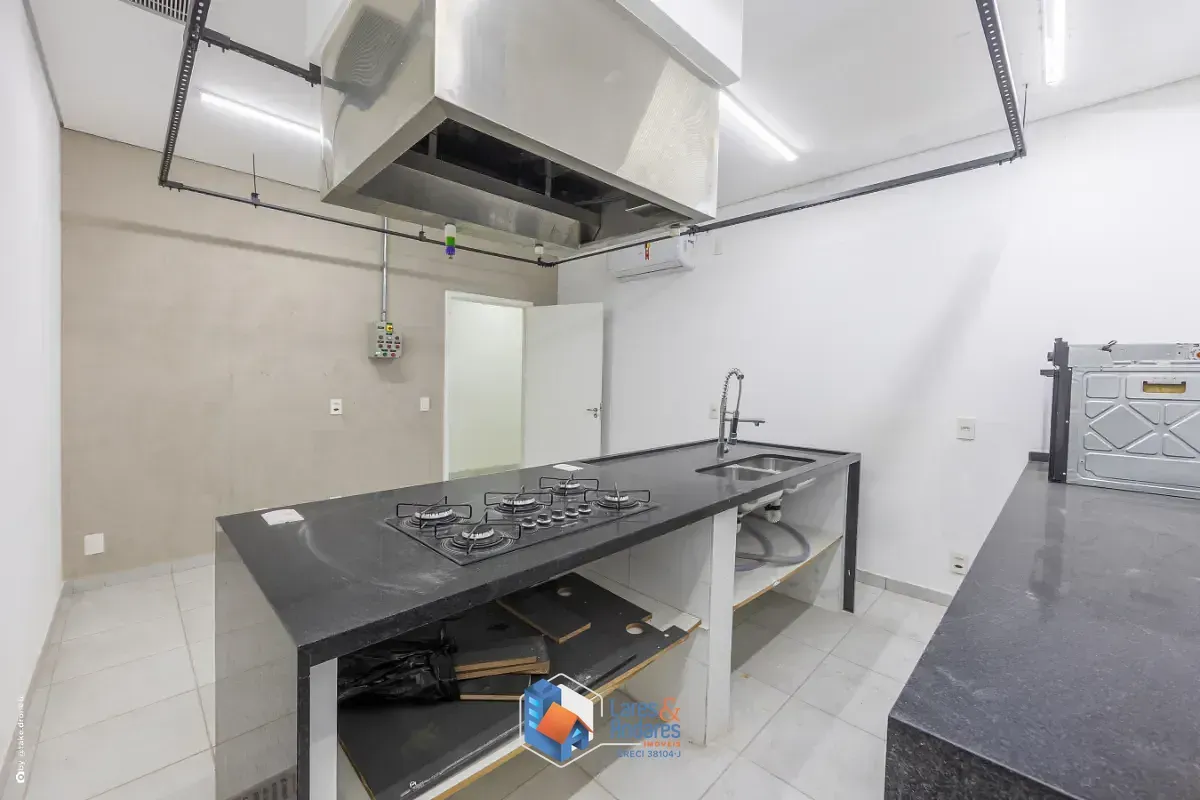 Foto do imóvel Casa comercial para venda em Santo Amaro, 147m² em Rua Professor Oscar Ramos Arantes