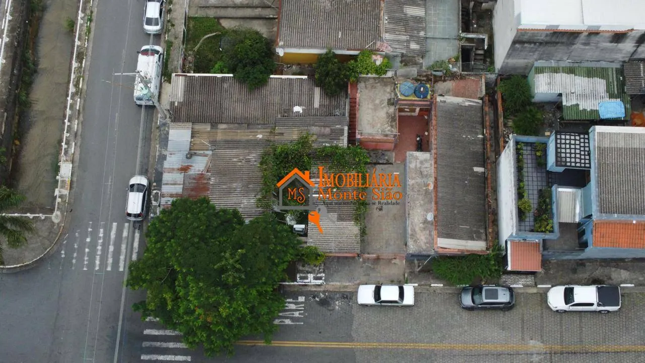 Imagem Terreno à venda com 400 m² no Jardim Vila Galvão - Guarulhos/SP