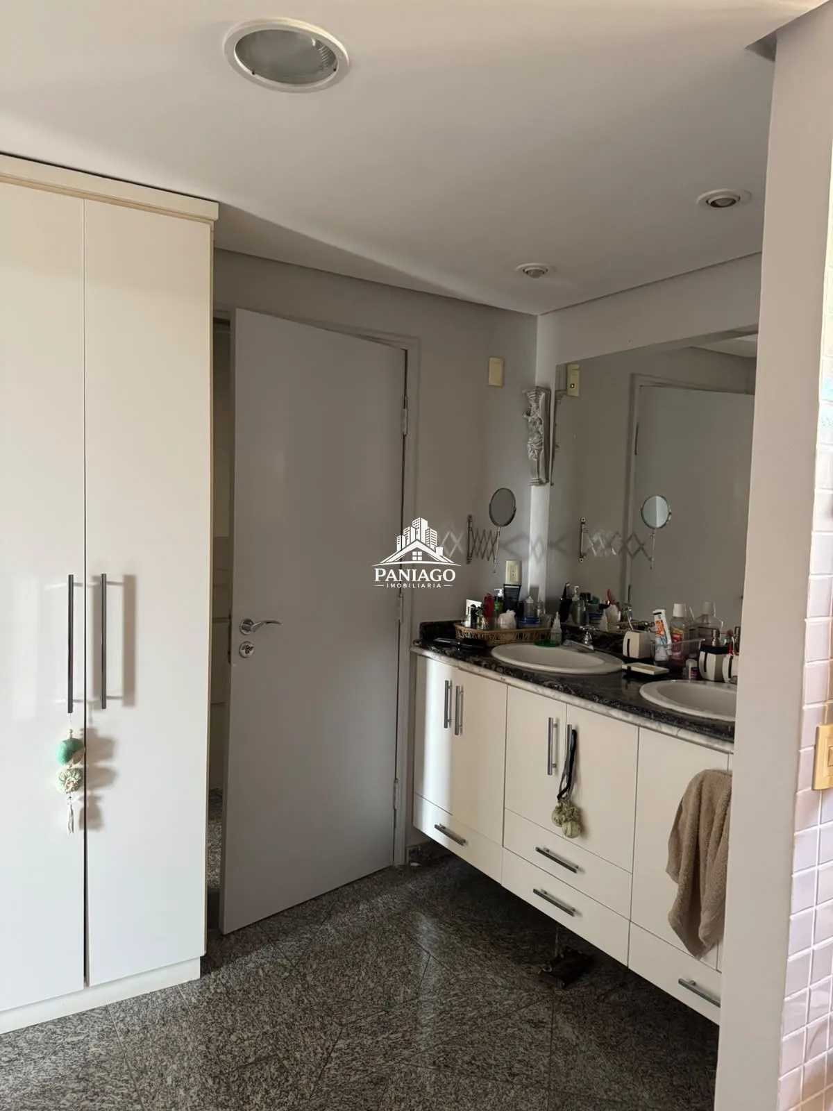 Imagem Apartamento com 3 Quartos à Venda no Edifício Mãe Bonifácia | 164 m²