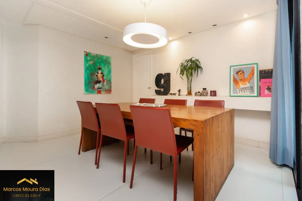 Imagem apartamento de 120m² com 3 dormitórios, sendo 1 suíte, sala para dois ambientes e 2 vagas. Edifício com Lazer e Portaria 24 hs