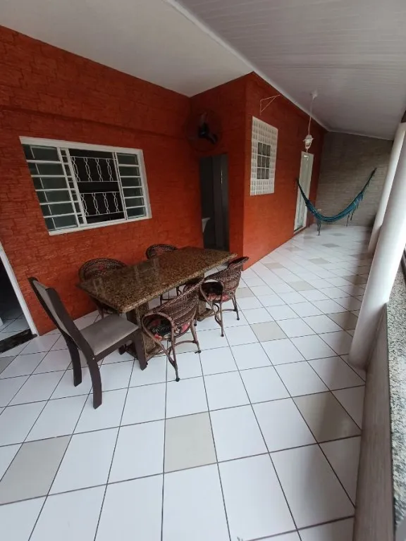 Imagem CASA COM 310,00 m² - OCIAN - PRAIA GRANDE SP