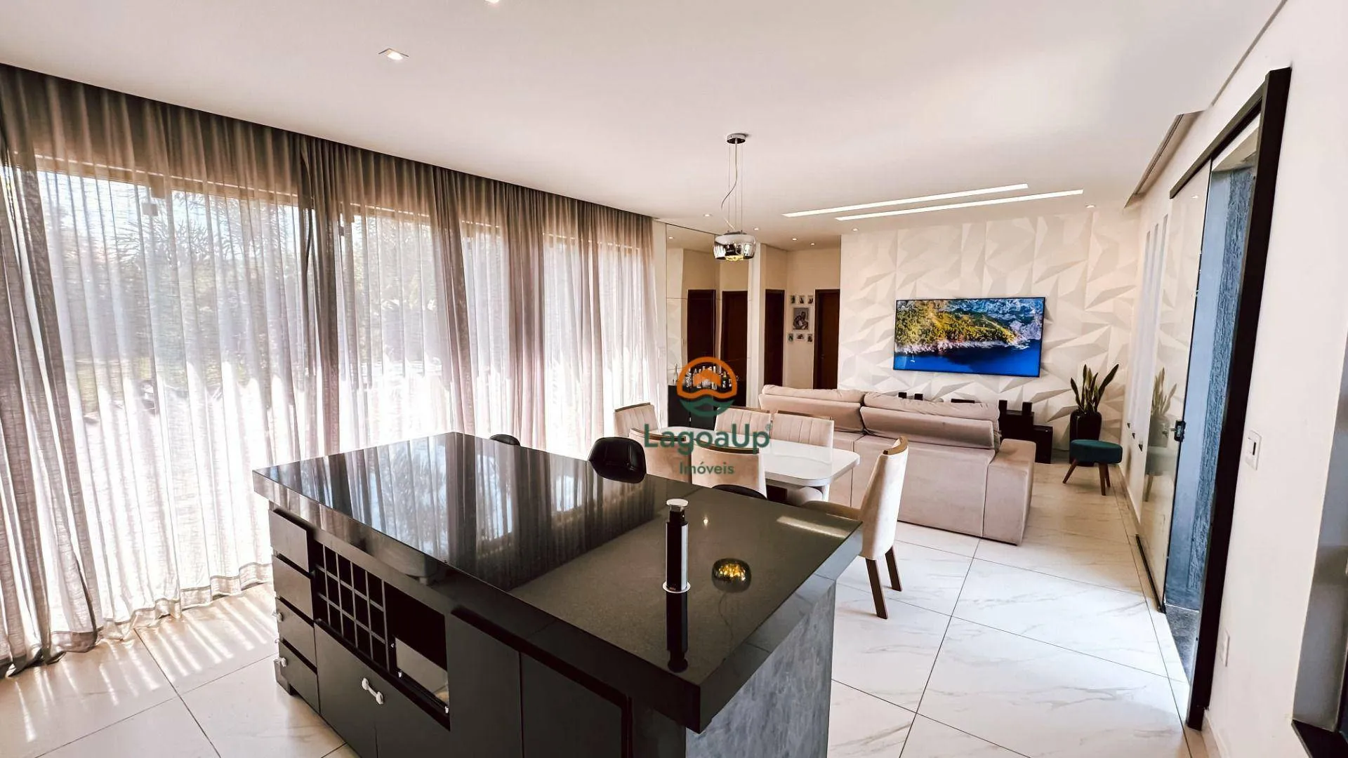 Imagem Casa com 2 dormitórios à venda, 145 m² por R$ 750.000,00 - Condomínio Vale Do Luar - Jaboticatubas/MG