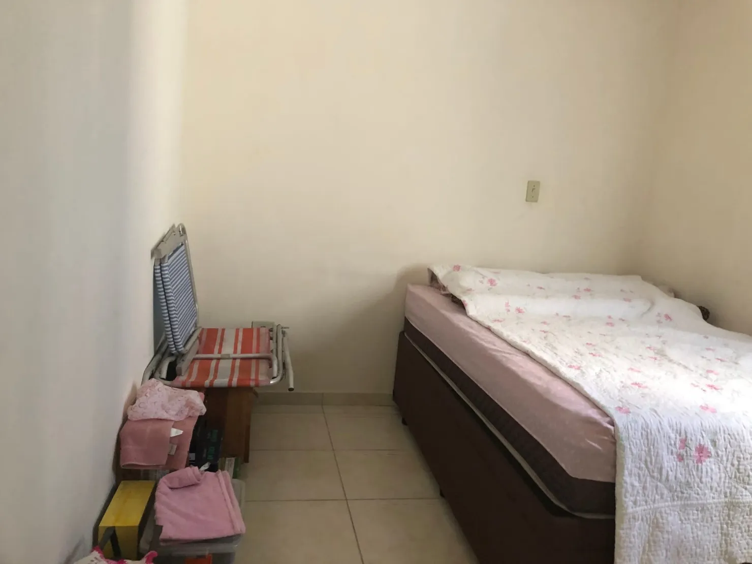 Imagem Apartamento à venda 2 Quartos, 1 Suite, 2 Vagas, 70M², São Benedito, Pindamonhangaba - SP | EDIFÍCIO VILA ROMANA