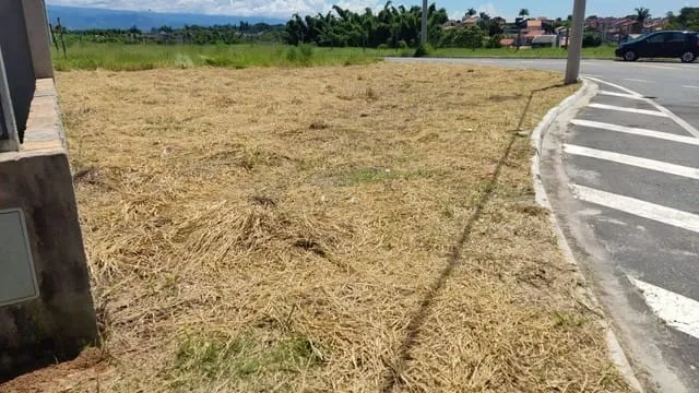 Imagem Terreno à venda 215M², Areao, Taubaté - SP