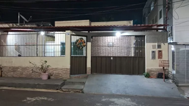 Imagem CASA RESIDENCIAL em MANAUS - AM, PARQUE 10 DE NOVEMBRO